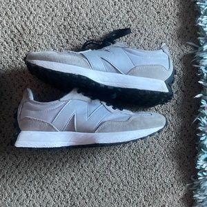 New Balance Grey Silver